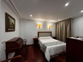 Hotel 103，位于Almadrones的酒店