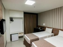 WA Hotel Caruaru，位于卡鲁阿鲁奥斯卡拉朗杰拉斯机场 - CAU附近的酒店