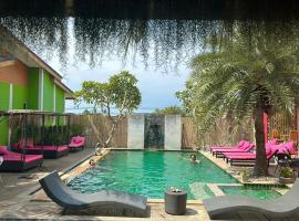 Pinky Bungalow Resort & Villa - SHA Extra Plus，位于高兰的酒店