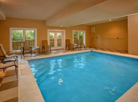 Cherokee Pool Lodge，位于Jenkins Mill的酒店