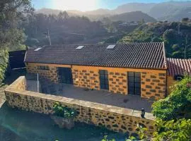 Casa rural moderna, con encanto y con terraza en Santa Brígida