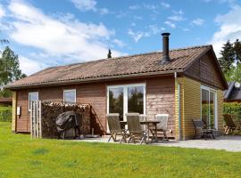 Holiday Home Kirke Hyllinge With A Fireplace 04，位于Sæby的酒店