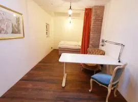 Helles Zimmer im Loft