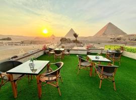 Seven Pyramids View Inn，位于开罗的酒店