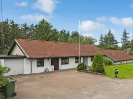 Gorgeous Home In Nørre Nebel With Wifi