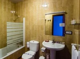 奥桑多马尔酒店