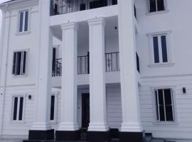 Grandwest Apartment Ajah，位于Sangotedo的带停车场的酒店