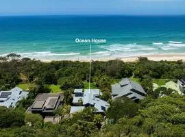 Fuller Holidays -Ocean House - Beachfront Suffolk Park