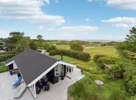 Nice Home In Sæby With Wifi