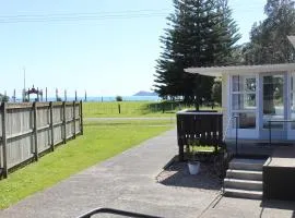 Waitangi Beach Unit B - Te Ti Beach Bach Paihia