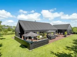 Nice Home In Skjern With Kitchen