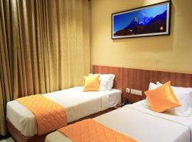 Hotel Valley Vista，位于维沙卡帕特南的酒店