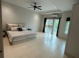 Raub Newly French Style Homestay劳勿全新民宿-靠近榴莲园