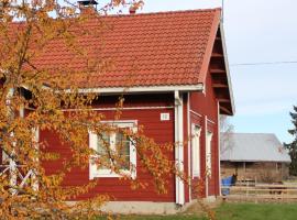 洛玛齐维度假屋，位于Kausala的酒店