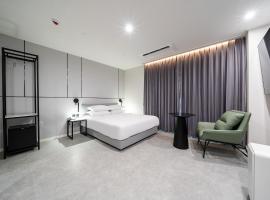 Seosan Hotel Posto，位于Seosan的酒店