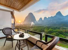 Leisure Courtyard Hotel Yangshuo-Free shuttle bus to Yangshuo station stay 2 nights One Way