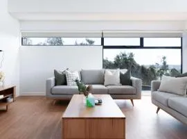 Modern Beaconsfield Retreat with Town Views