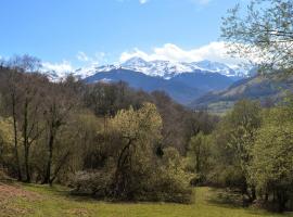 Le Perchoir des Pyrénées，位于Gerde的酒店