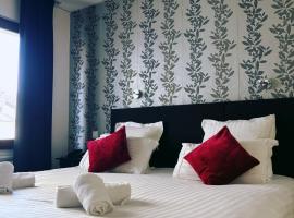 Hotel Le Divona "au coeur de Divonne"，位于迪沃讷莱班的酒店