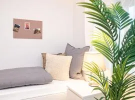 Nauen Stay for 4 Guests - Parking included