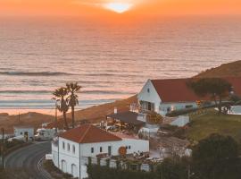 Lapoint Surf Camp Ericeira，位于埃里塞拉的酒店