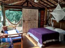 Cabana do Tarzan na Praia de Parati Mirim