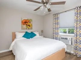 Midcentury Modern 2br Comfort Near The Greene!