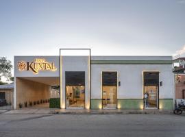 Hotel Kuxtal，位于巴利亚多利德的酒店