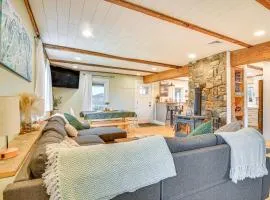 10 Mi to Skiing Historic Farmhouse in Maine!