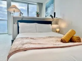 STUNNING!!! City-Center!! Retreat with Modern Amenities