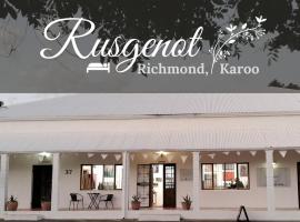 Rusgenot - Richmond, Karoo，位于里士满的酒店