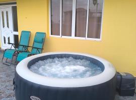 Vila Feliz，位于滨海保尔的酒店