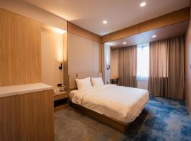 RumHotel，位于比什凯克的酒店