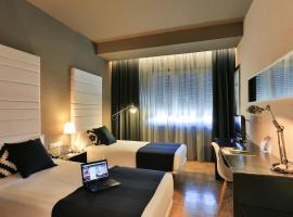 Habitus Hotel Leyre，位于潘普洛纳的酒店