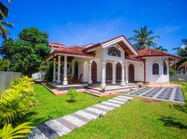 Chilaw D&D Holiday Home，位于Welihena的酒店