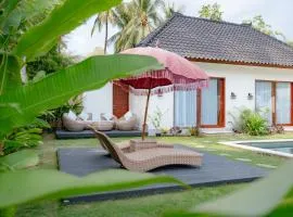 Villa Saphira Selong Belanak