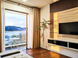 Sunrise Serenity at Palas Horizon Residence，位于伯恩仓的公寓