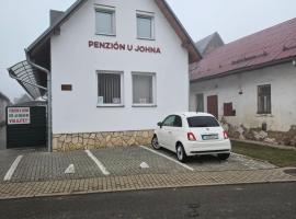 Penzión U Johna，位于上鲁日巴希的酒店