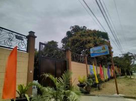 Lazaro's Private Resort，位于Taysan的酒店