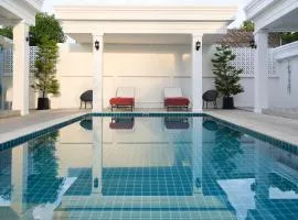 Tarn Villa Krabi