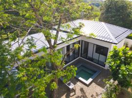 YUHI BEACH HOUSE Batangas，位于Calatagan的酒店