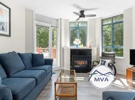 Alpenglow Lodge Bear Wonder One Bedroom by MVA
