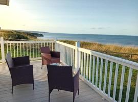 Sunrise View，位于哈特尔普尔的带泳池的酒店