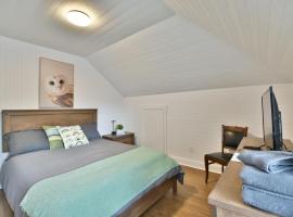 Chambre 305 de l'hôtel Victoria confortable et moderne，位于Saint-Pascal的酒店