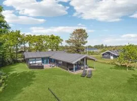 Cozy Home In Hjørring With Sauna