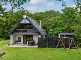 Cozy Home In Øster Assels With Sauna