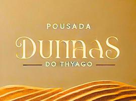 Pousada Dunnas do Thyago - preços de inauguração - Praia de Caraúbas - Vista para o mar e para as dunas，位于Maxaranguape的山林小屋