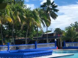 hotel tropical，位于拉多拉达的酒店