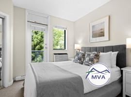 Alpenglow Lodge Two Bedroom Apartment by MVA，位于惠斯勒的酒店