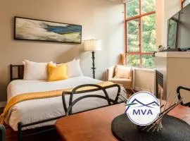 Alpenglow Lodge Large Studio by MVA